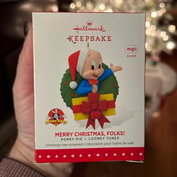 2015 Hallmark Keepsake "Merry Christmas Folks" porky pig! - Picture 1 of 7